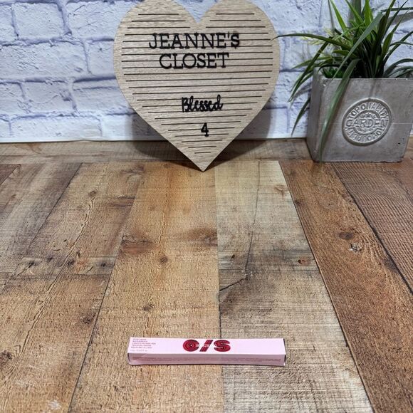 ONE/SIZE by Patrick Starrr 
Point Made Waterproof Liquid Eyeliner Pen bossy blue - Picture 4 of 6